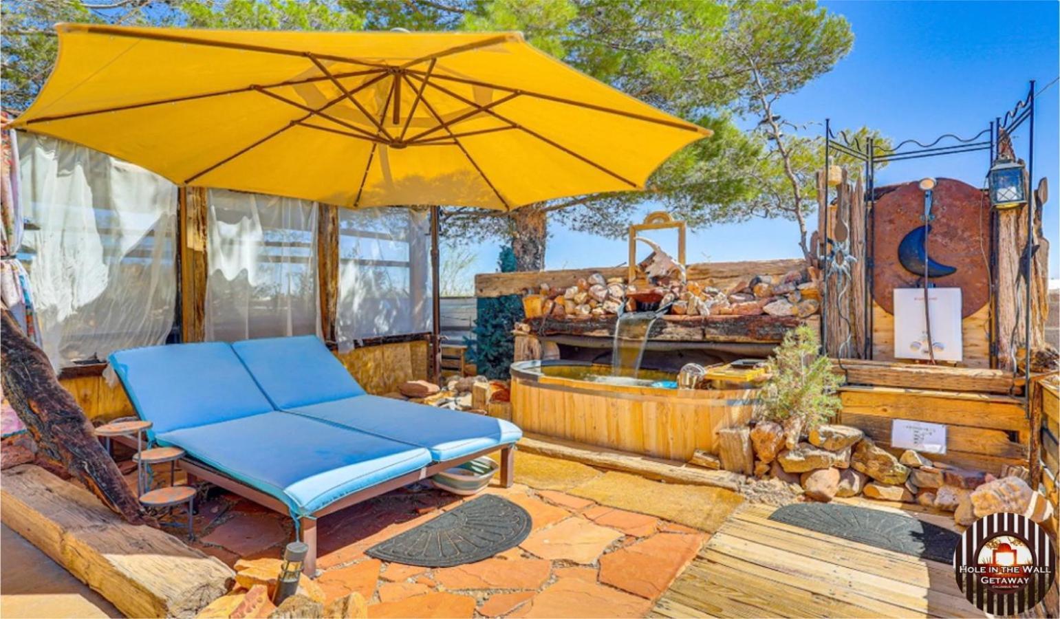 Hole In The Wall Getaway - Usa Mexico Border Bed And Breakfast Columbus Εξωτερικό φωτογραφία